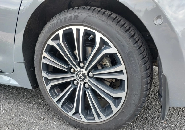 Toyota Corolla cena 104900 przebieg: 22448, rok produkcji 2020 z Grudziądz małe 254